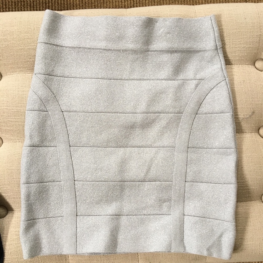 NWT Bebe skirt